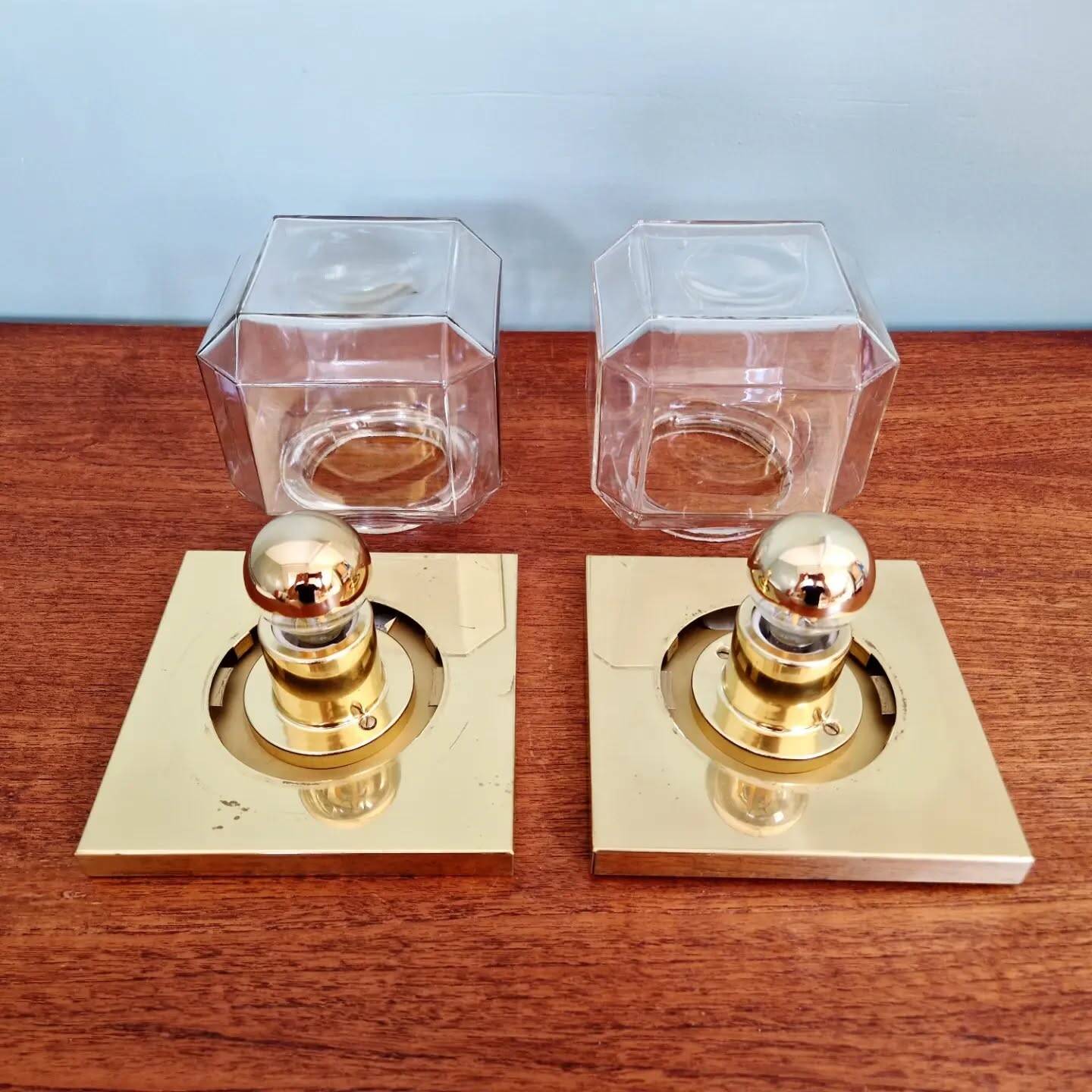 Pair of wall sconces in glass and brass, Limburg, 1970