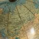 Globe  vintage 1976 terrestre tripode Taride philips challenge mappemonde -