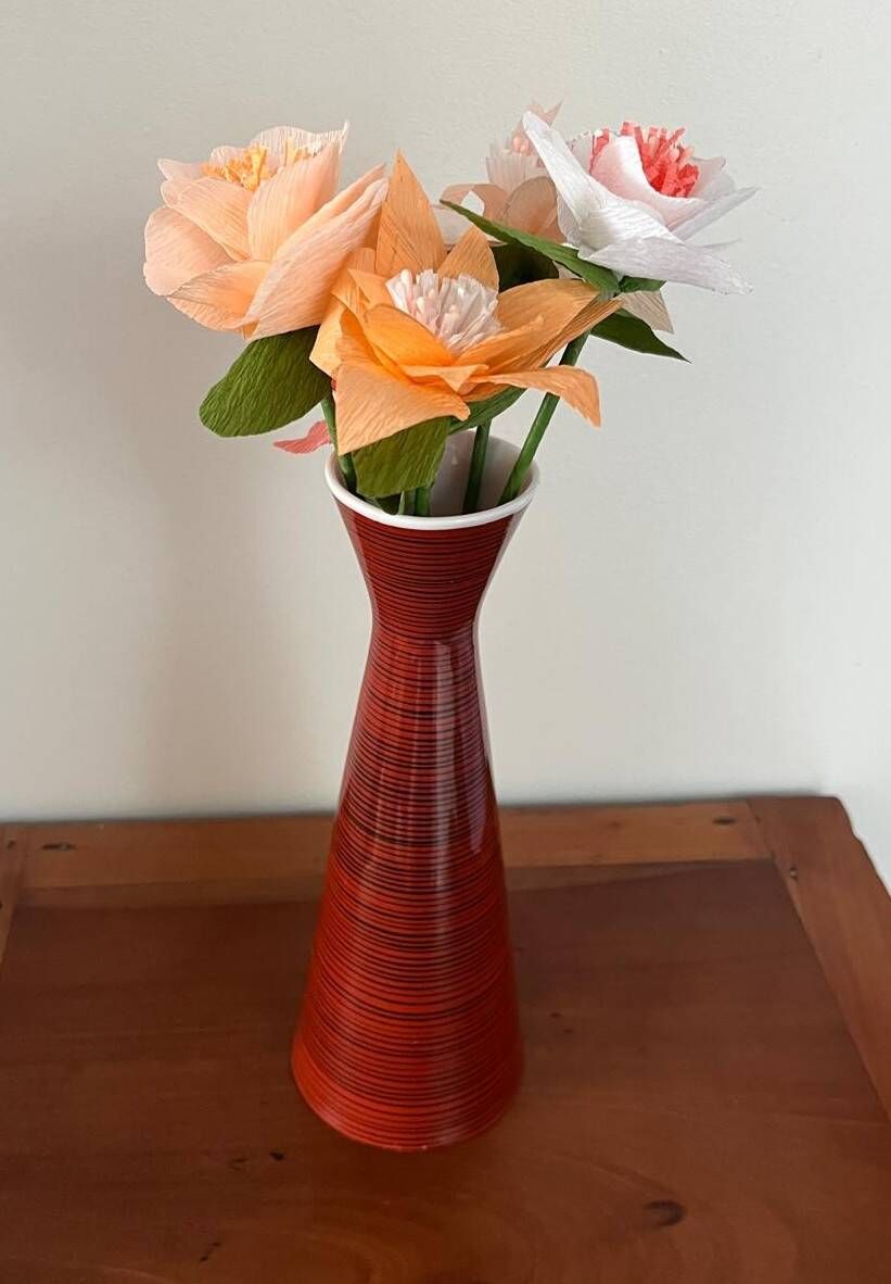 Vintage striped red vase (1950-1970) by the Metzler & Ortloff factory.