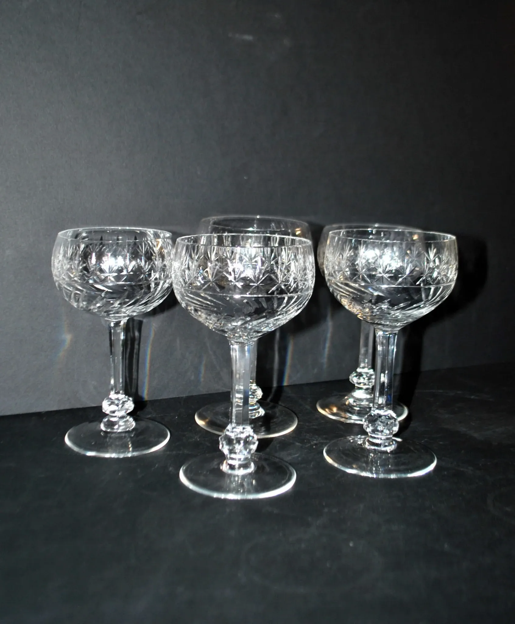 Saint-Louis set of 5 crystal wine glasses model 1930 Metra size 4593