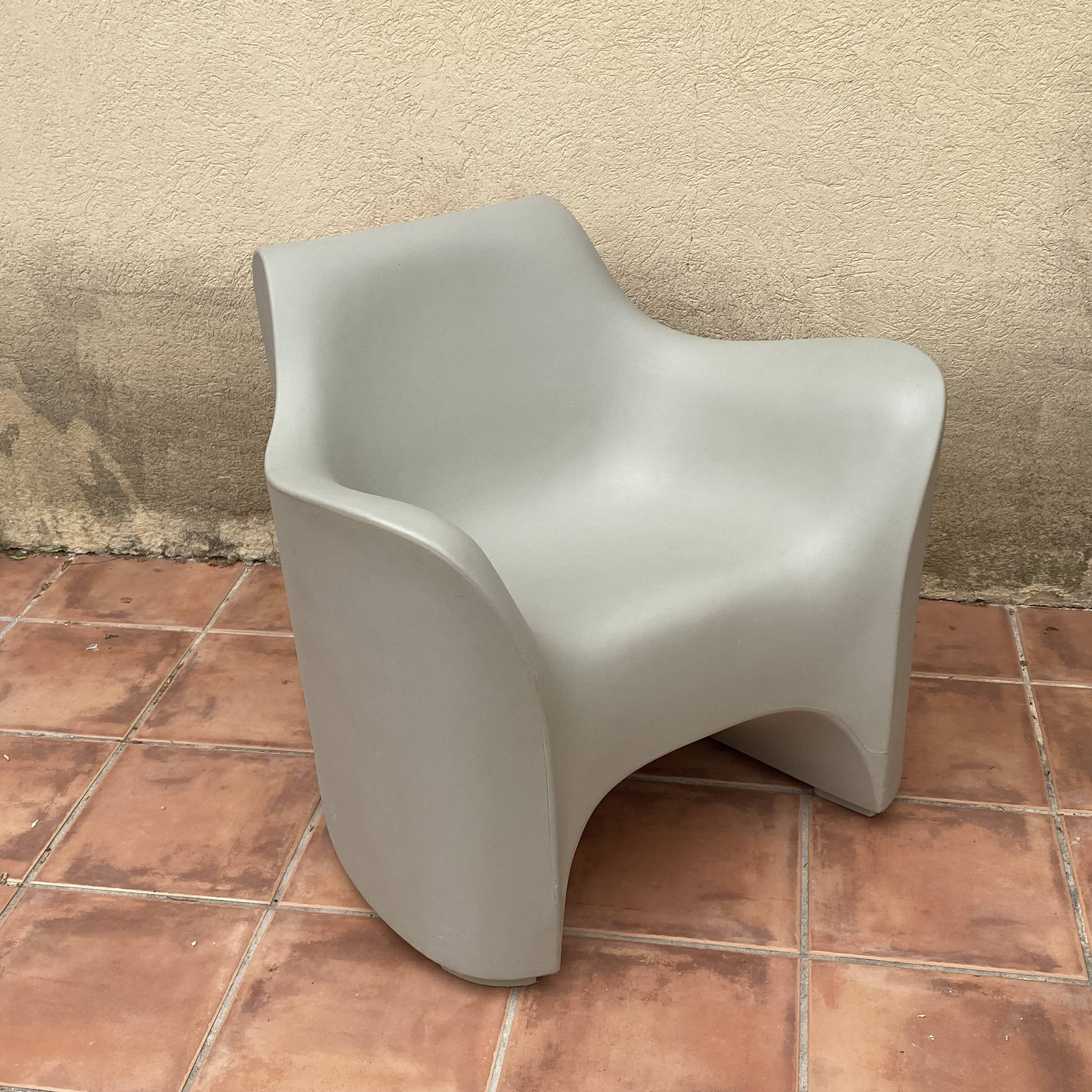 Tokyo pop armchair by tokujin yoshioka.