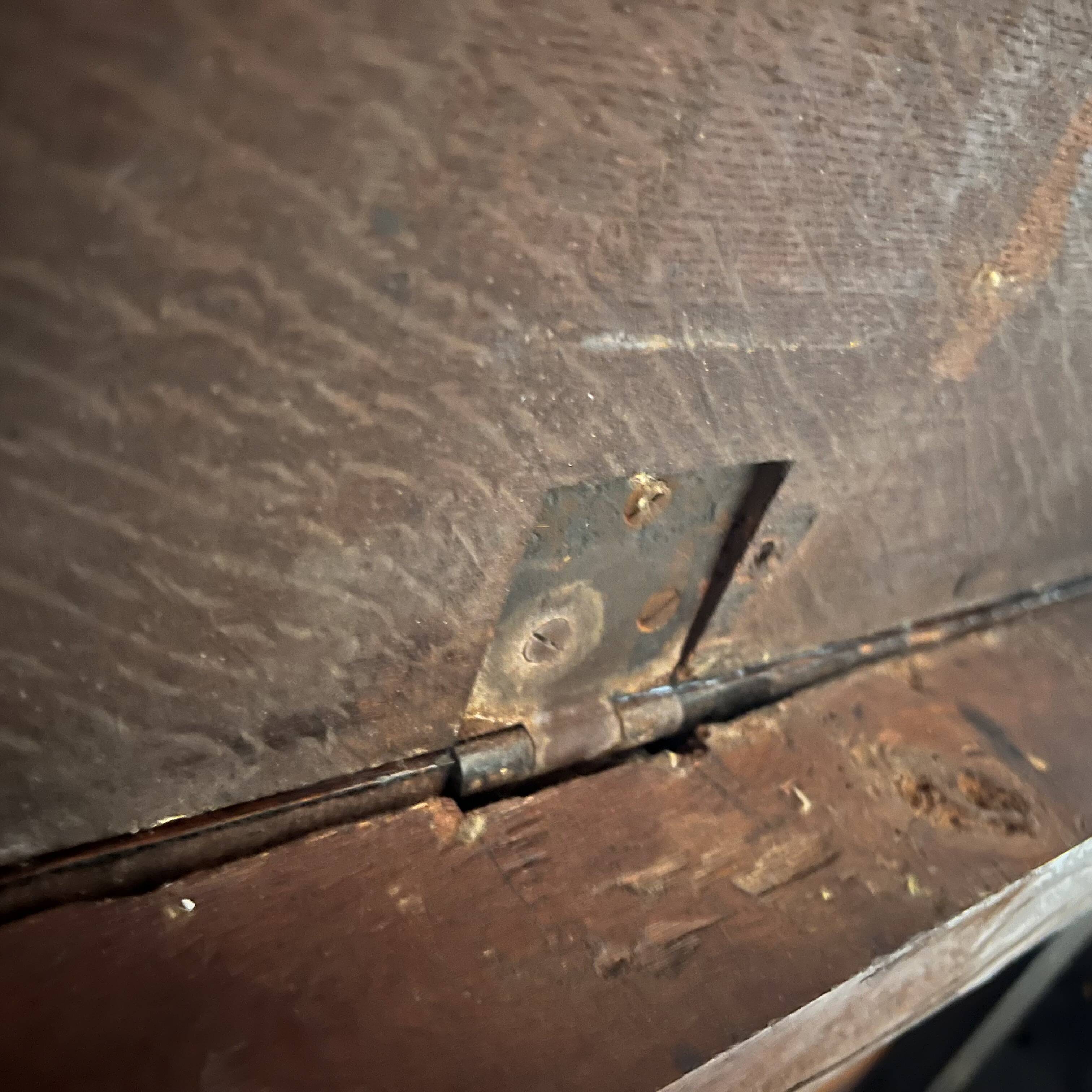 18th-century oak Gateleg drop-leaf dining table