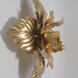 Golden flower wall lamp