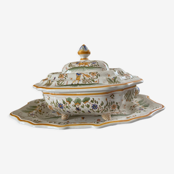 Tureen