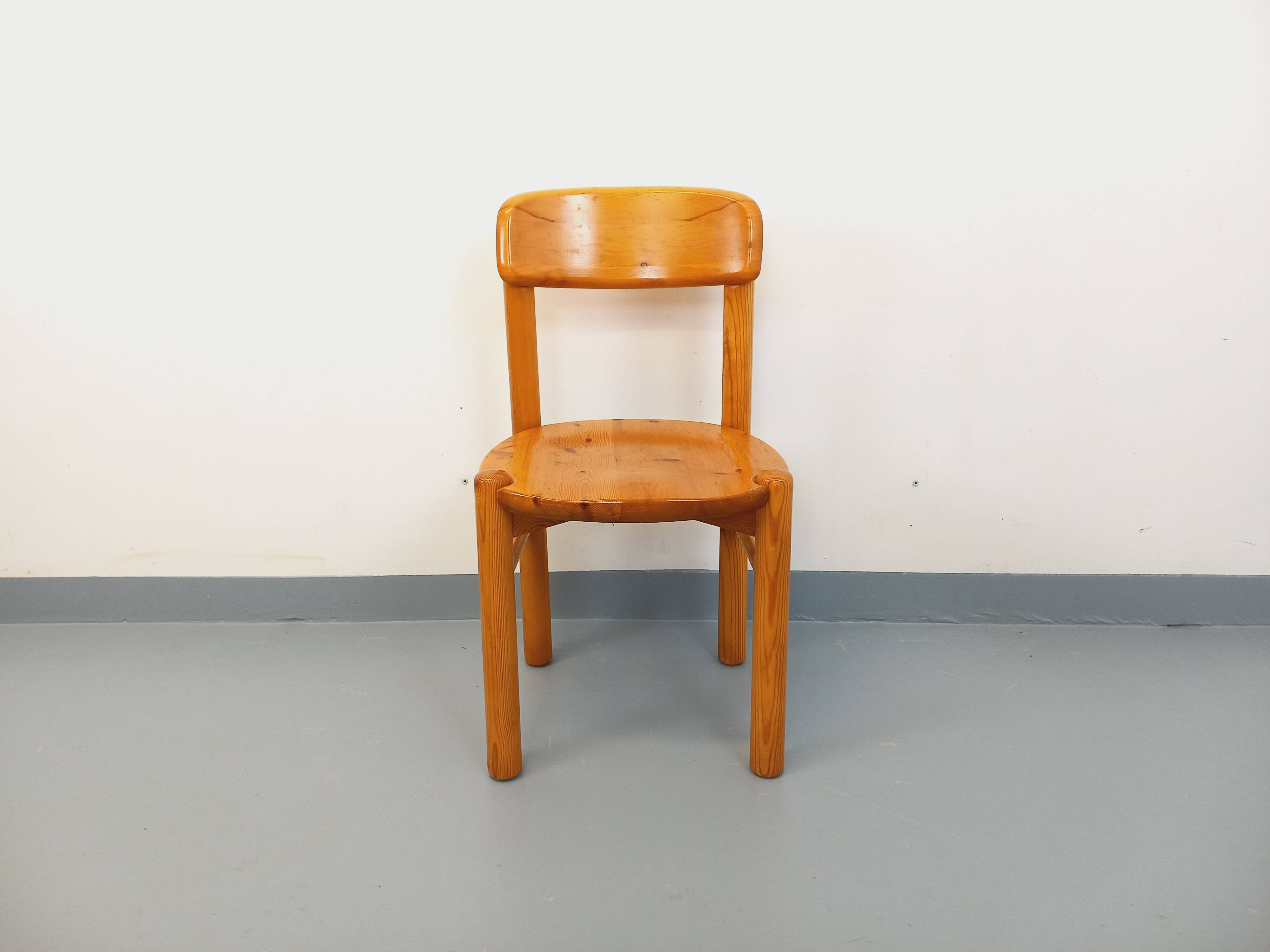 Vintage Scandinavian chair Rainer Daumiller in pine from the 60s 70s.