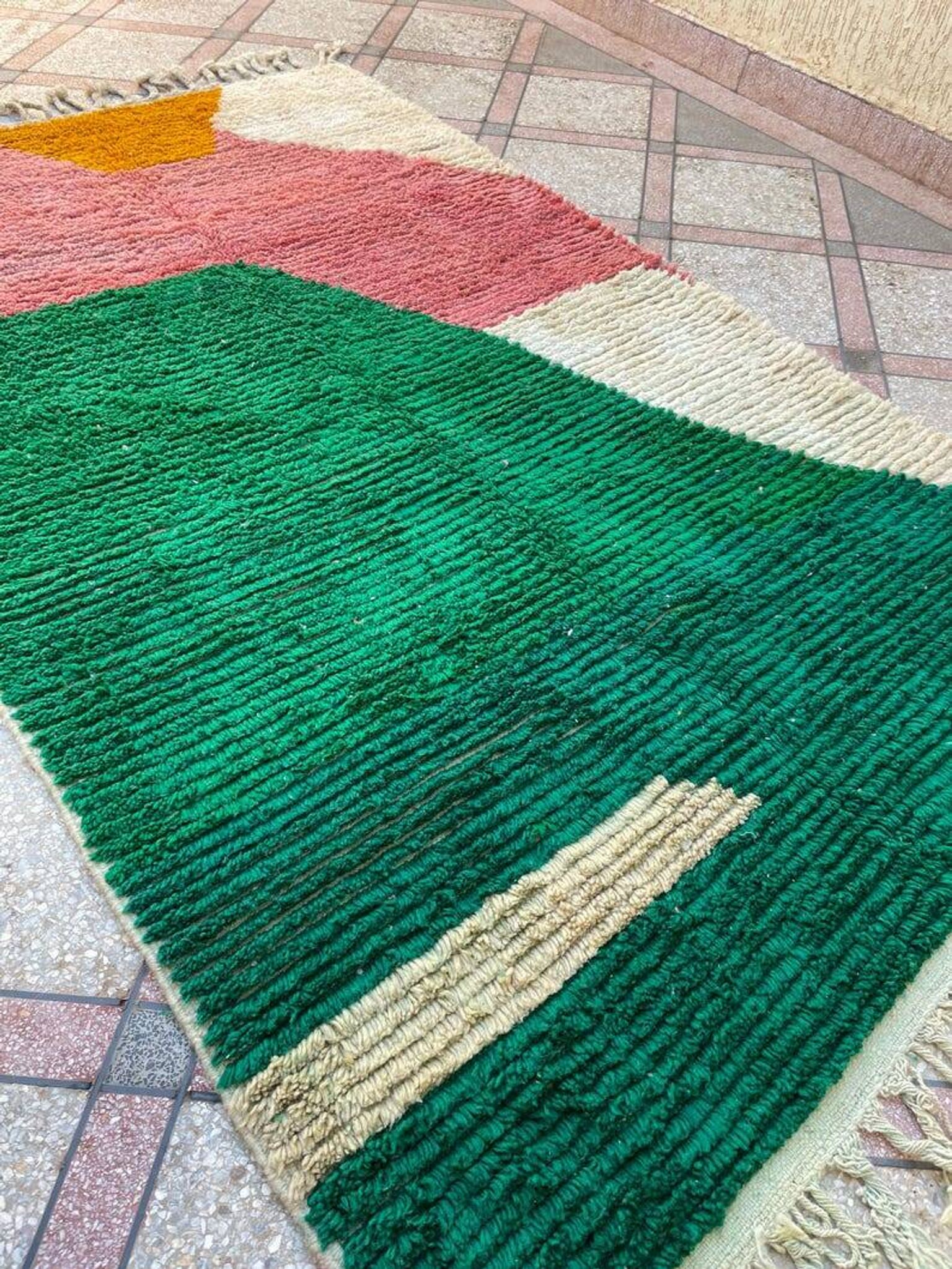 Traditional Moroccan wool rug 200cm x 300cm