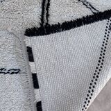 White Marmoucha Moroccan rug - 245 x 154 cm