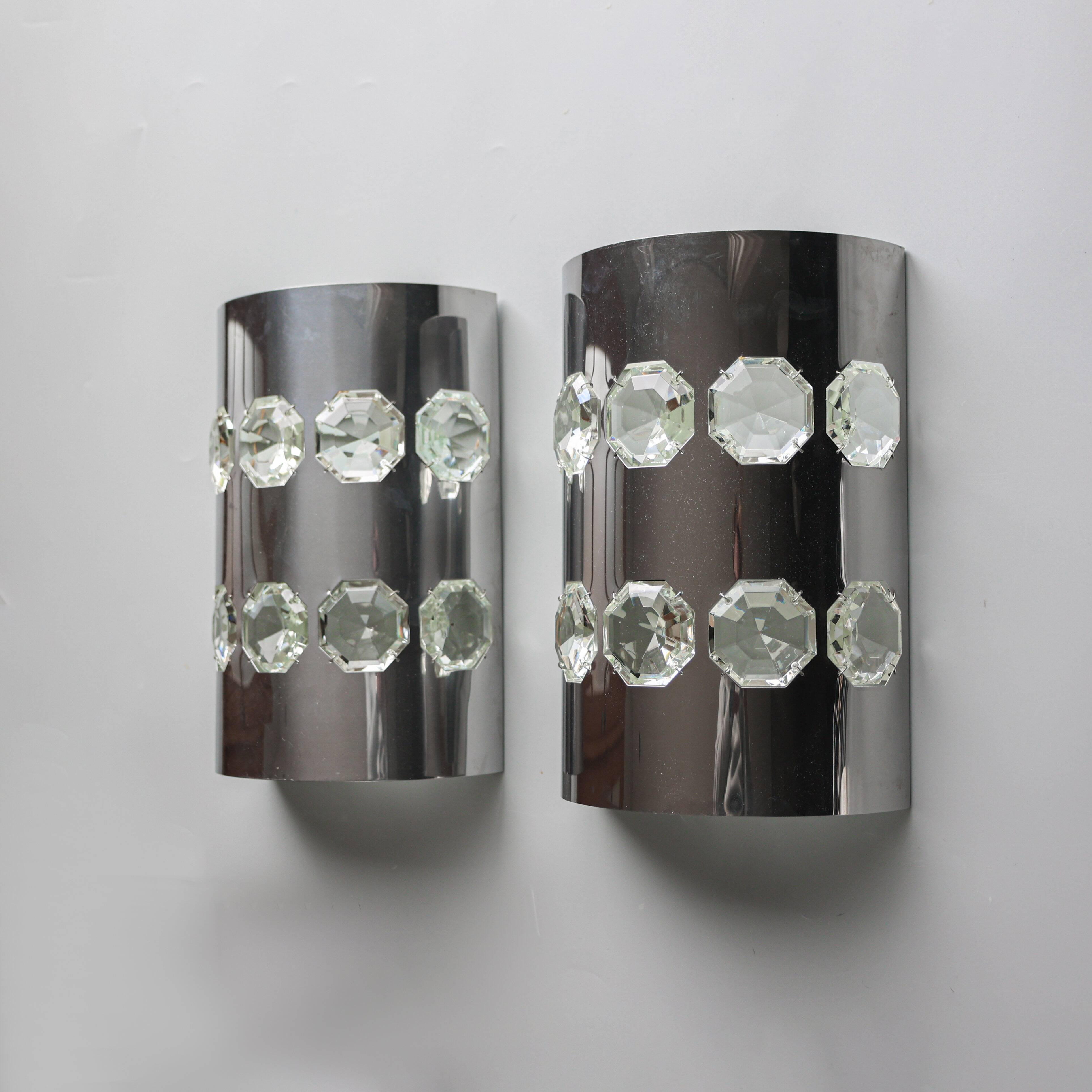 Set of 2 chromed / glass sconces by Oscar Torlasco, 1970s, Italy.