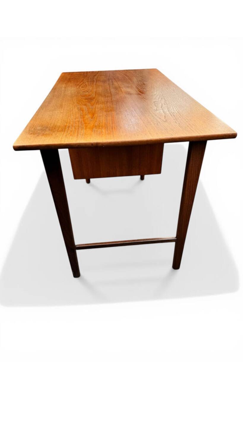 Petit bureau danois – teck – design scandinave – années 1960