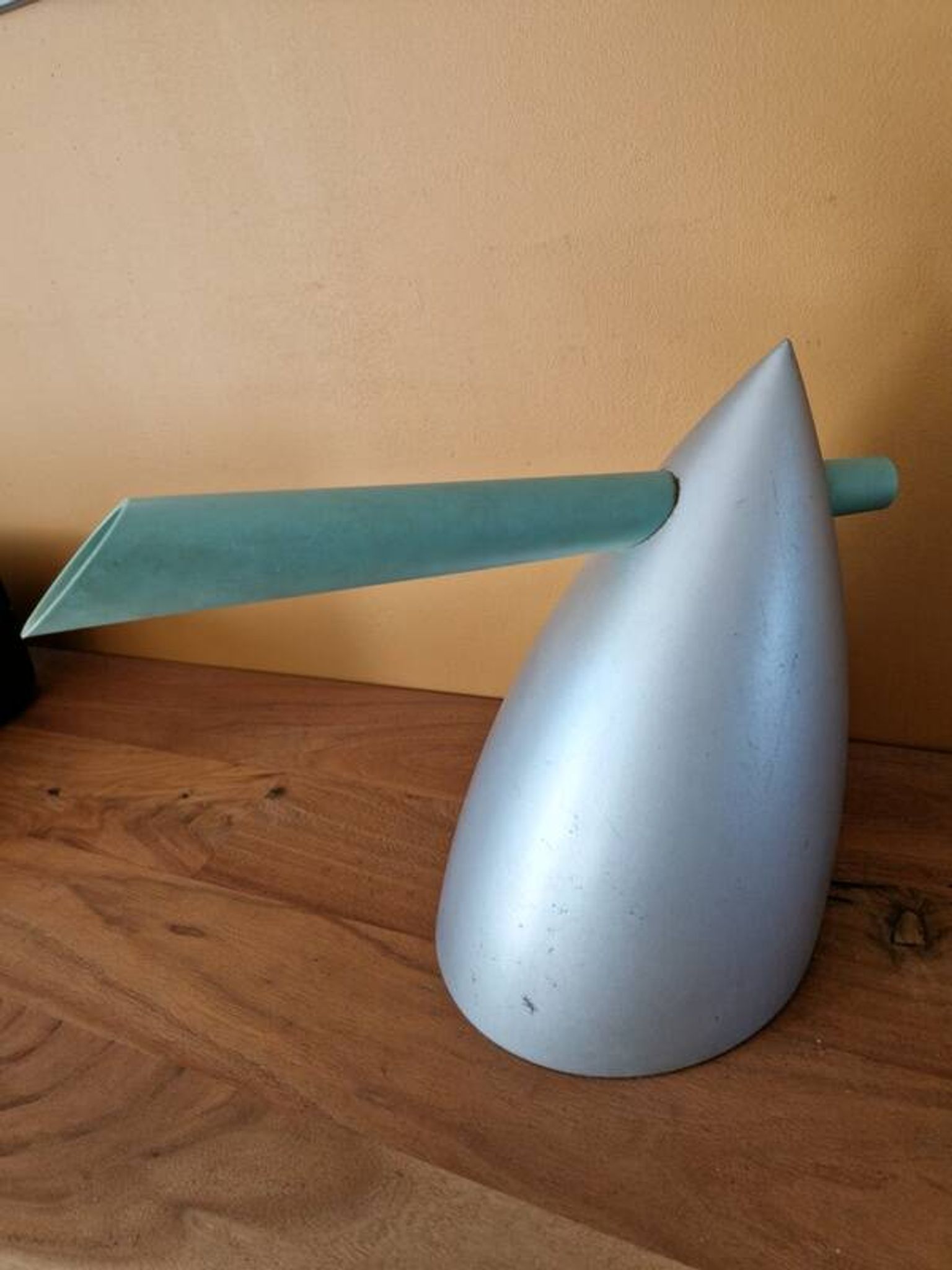 Philippe Starck (Né en 1949) pour Alessi - Bouilloire modèle Hot Bertaa