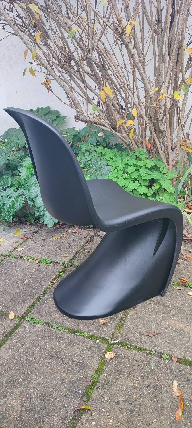 Panton chair design style