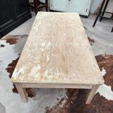 Coffee table with two drawers