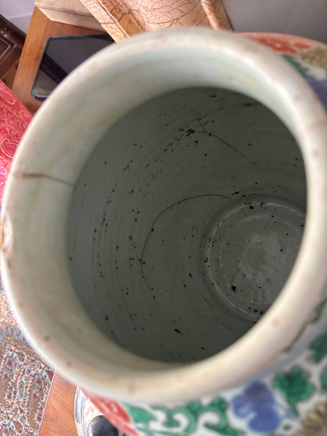 China 18th century Baluster covered pot in polychrome porcelain