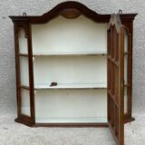 Display case to hang