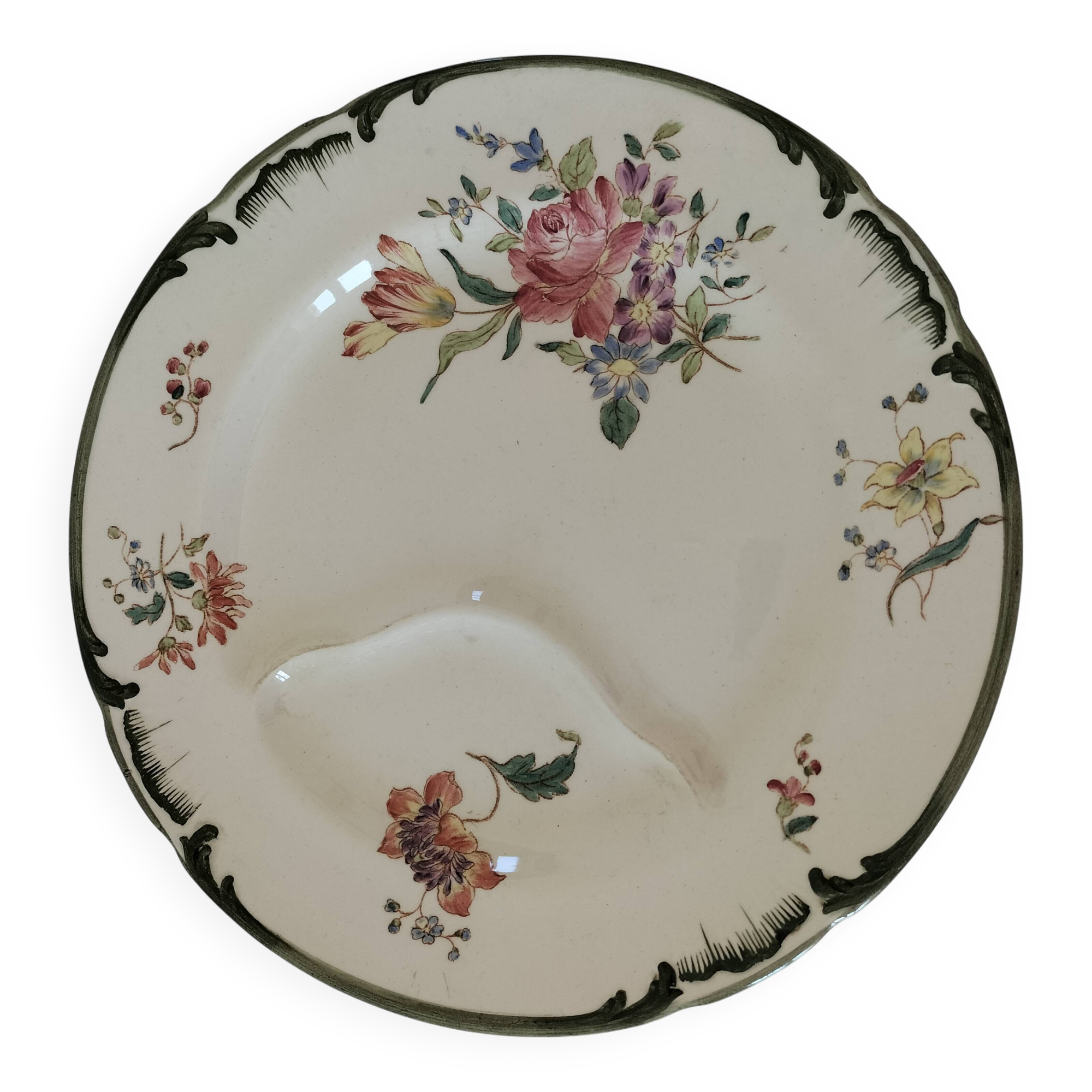 Longchamp compartmentalized plate