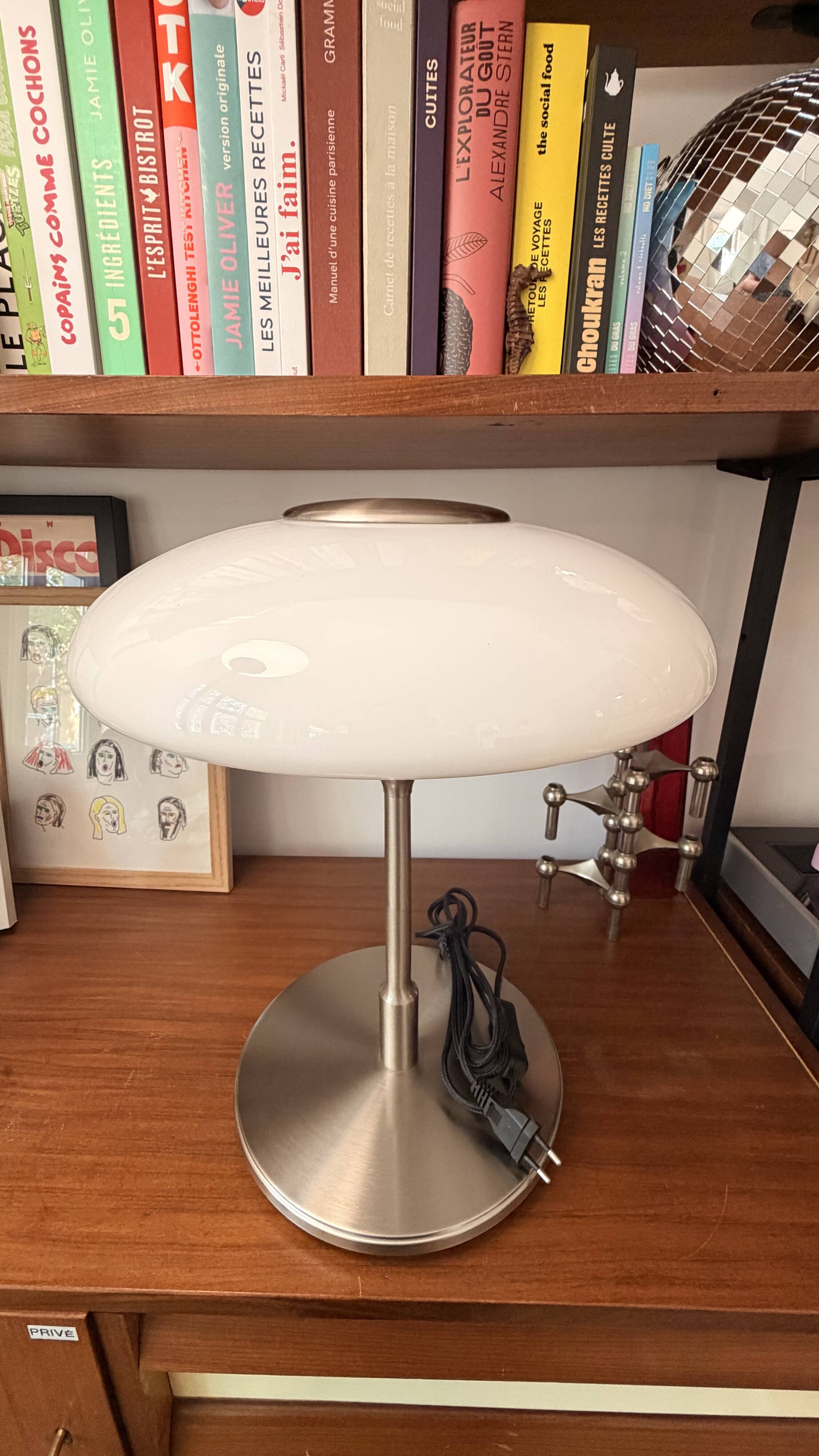 Tällbyn mushroom table lamp Ikea vintage white opaline glass chrome