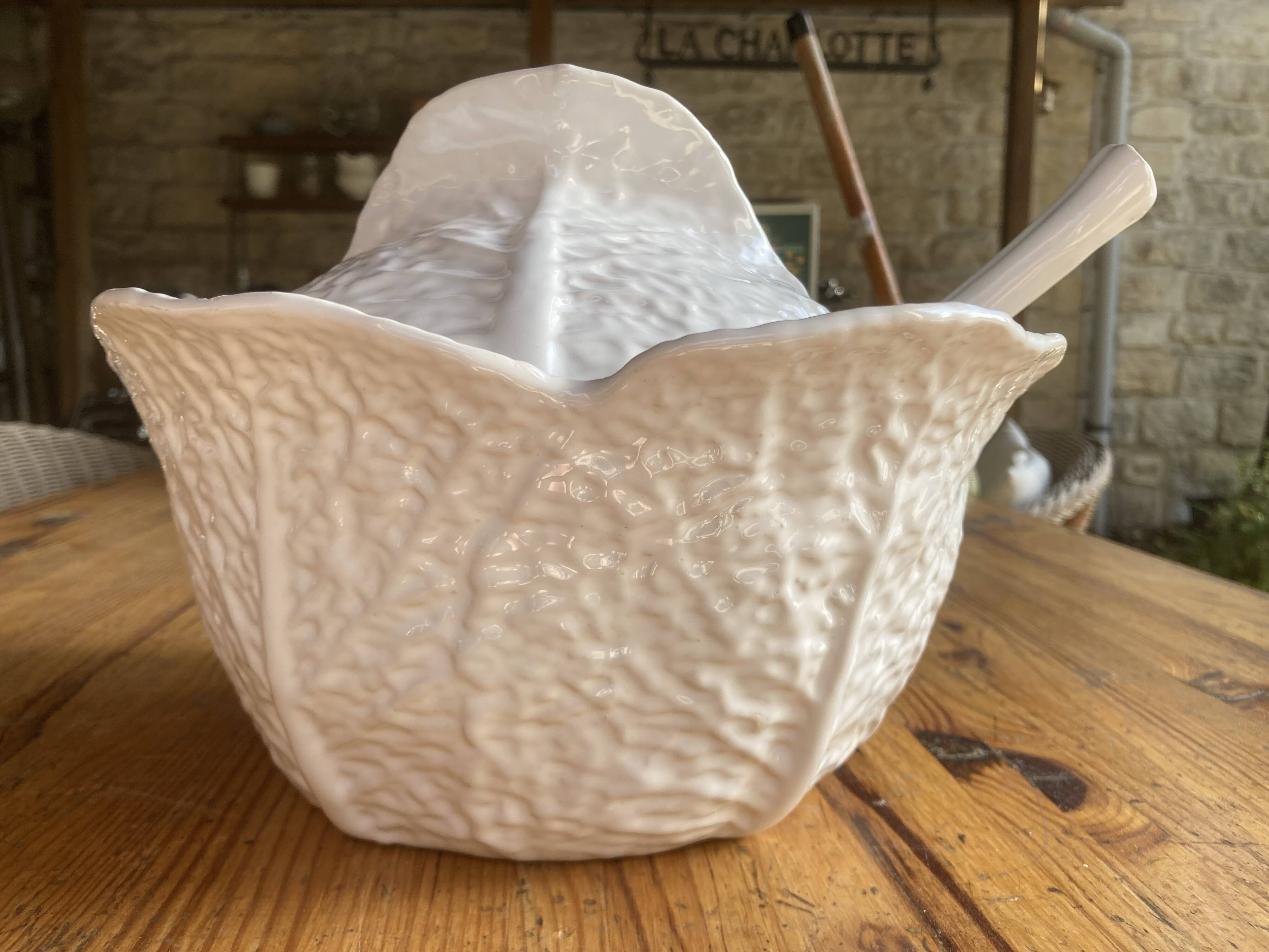 soupière barbotine