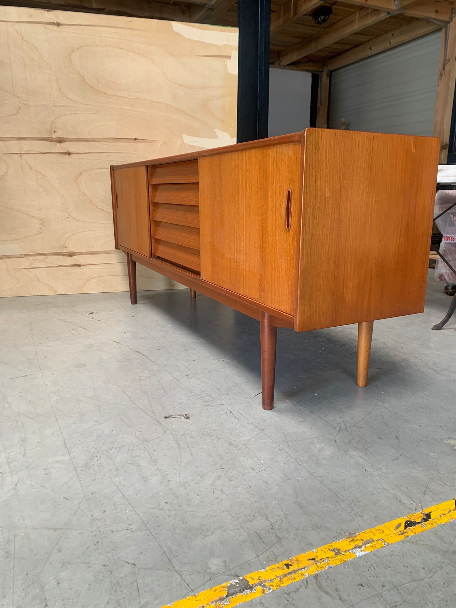 Enfilade en teck "trio" de Nils Jonsson pour Hugo troeds, suède années 60