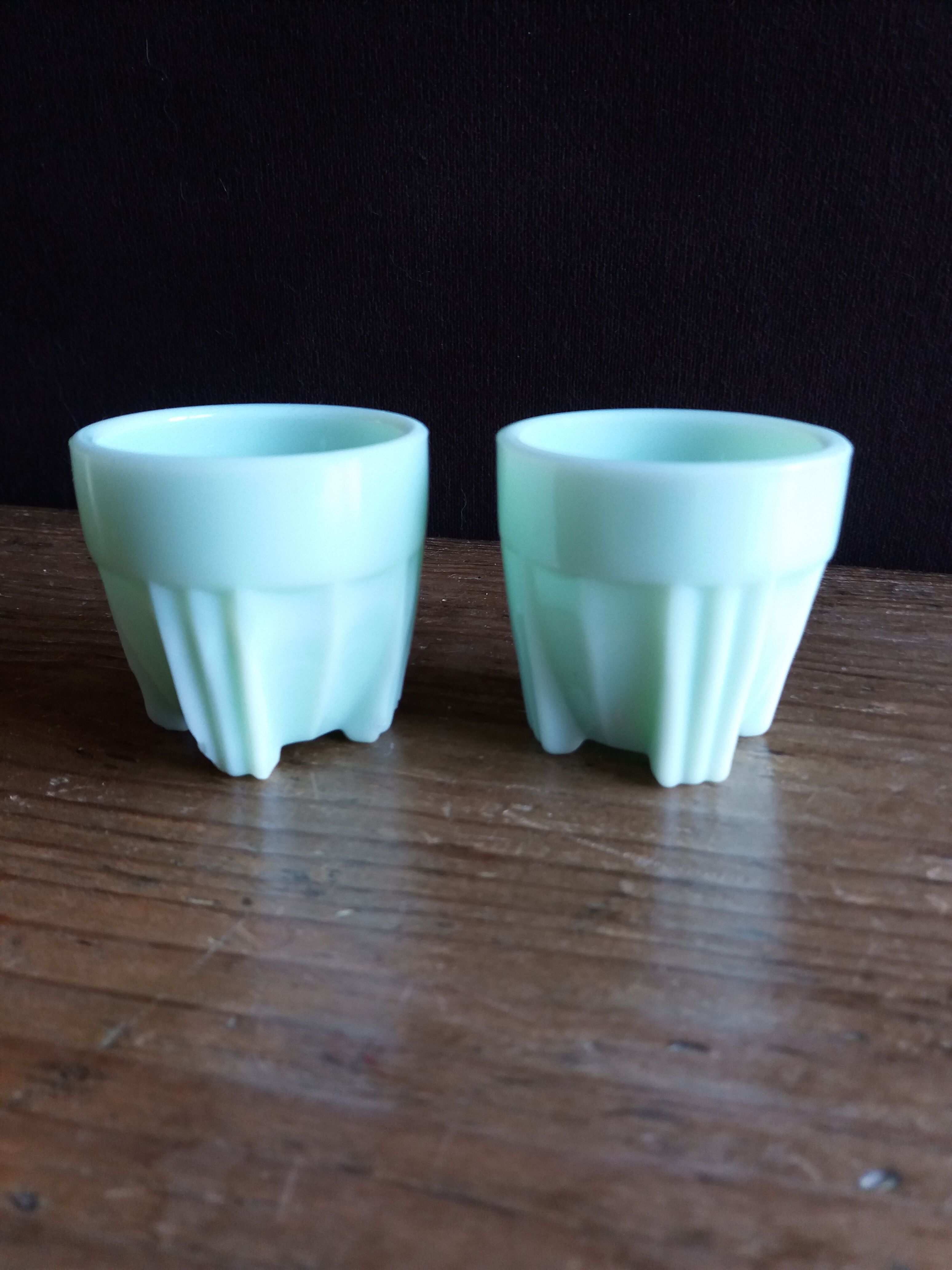 2 pale green art deco opaline shells