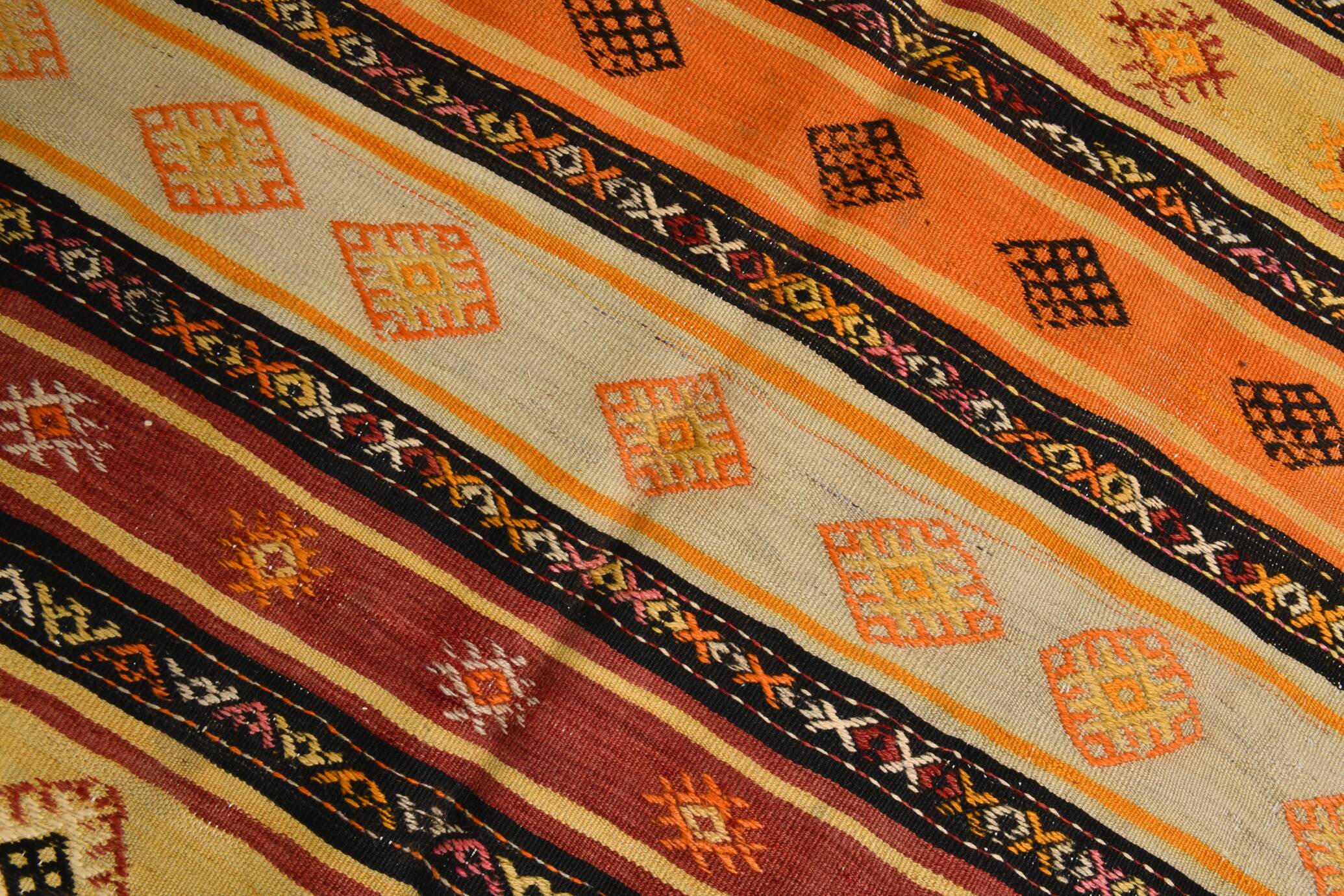 6x11 Turkish Vintage Kilim Rug, 186x342Cm