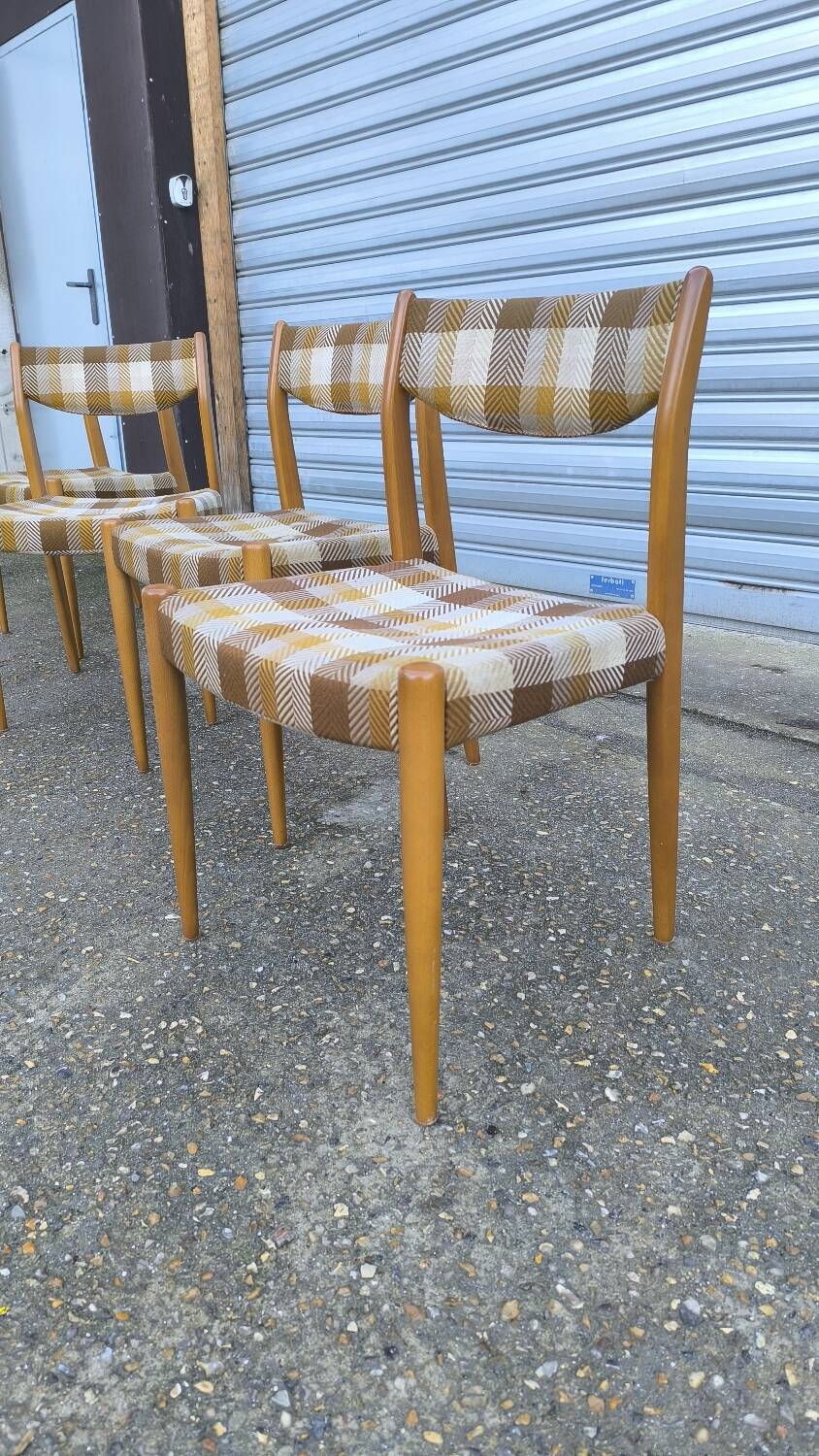 Set of 4 Scandinavian chairs 1970