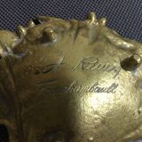 Empty pocket in art nouveau bronze