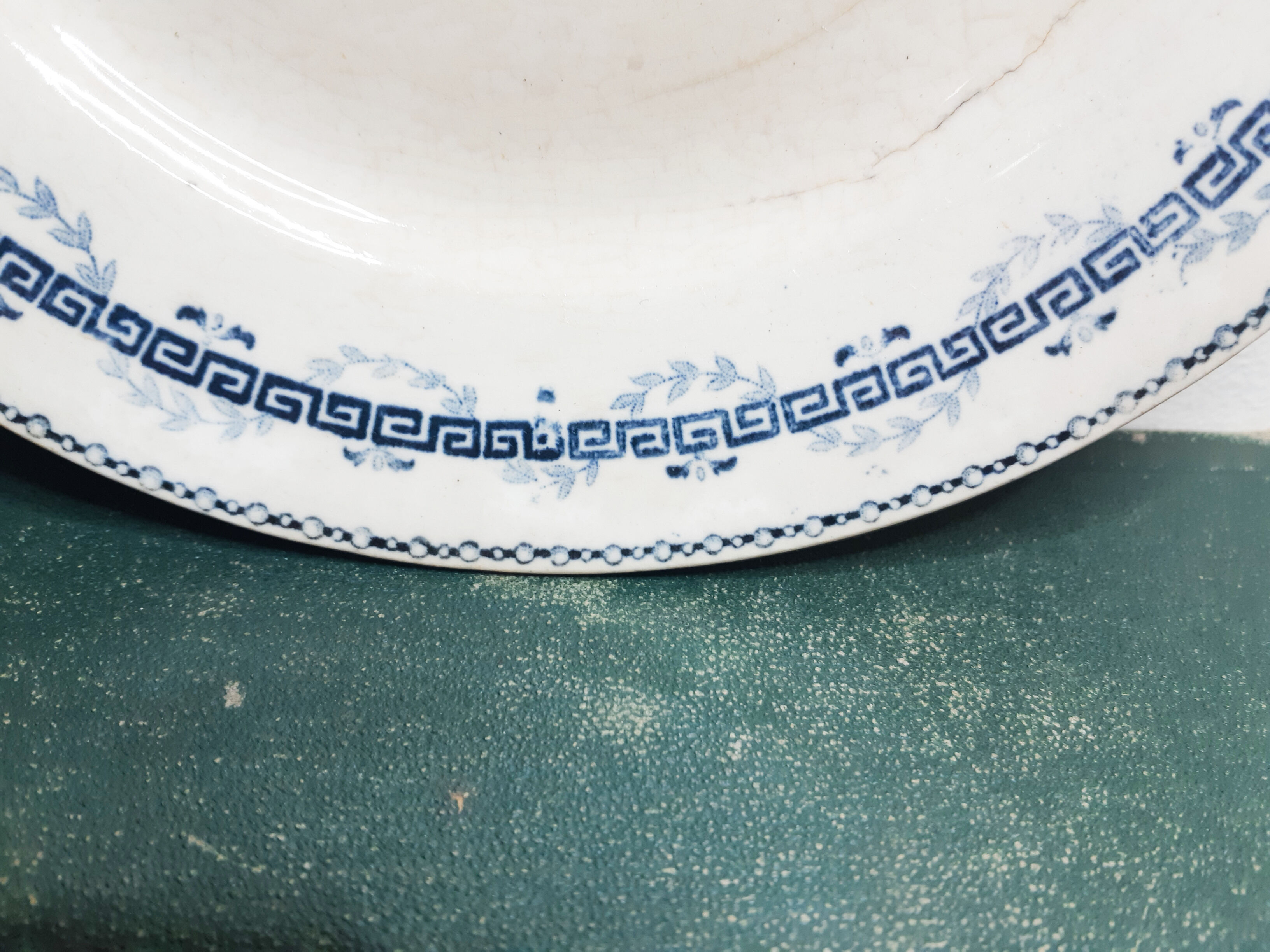 Assiette à dessert en faïence Terre de Fer Austerlitz