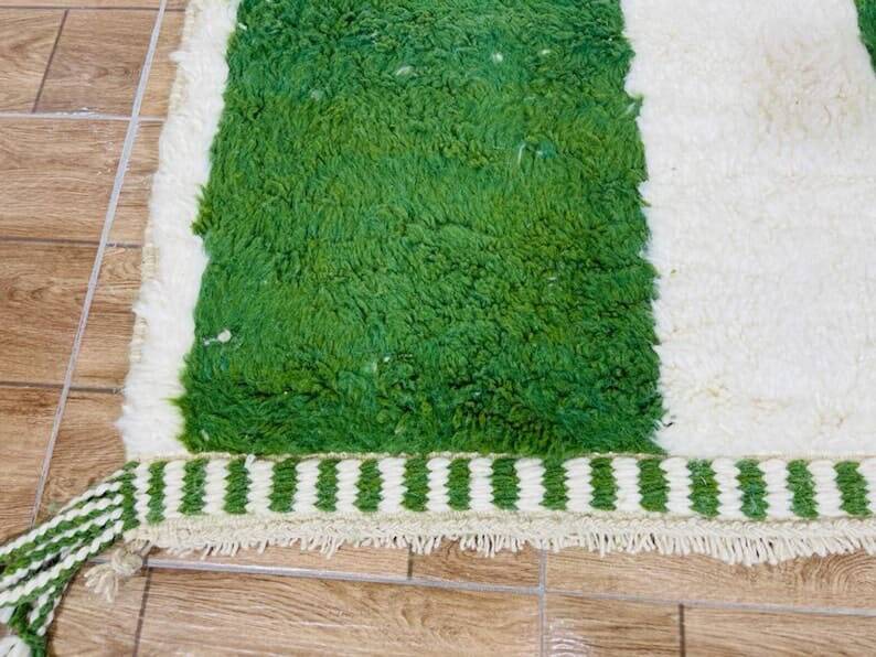 Traditional handmade pure wool Berber rug size 150 x 250 cm.