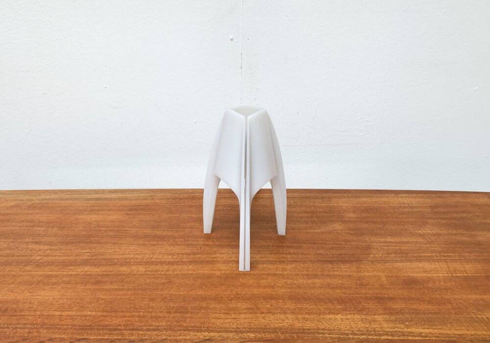 Italian vintage tripod table lamp Arcadia by Martini Illuminazione