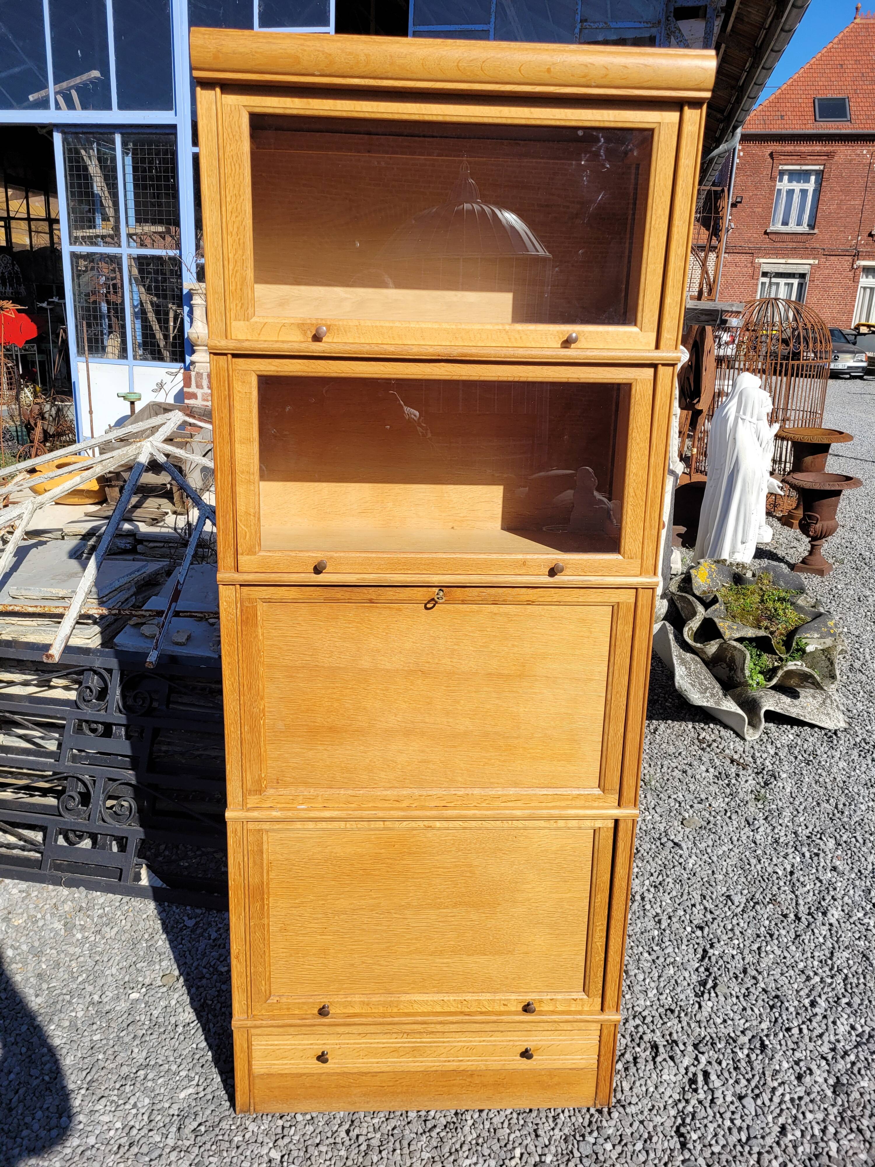 Md library and secretary