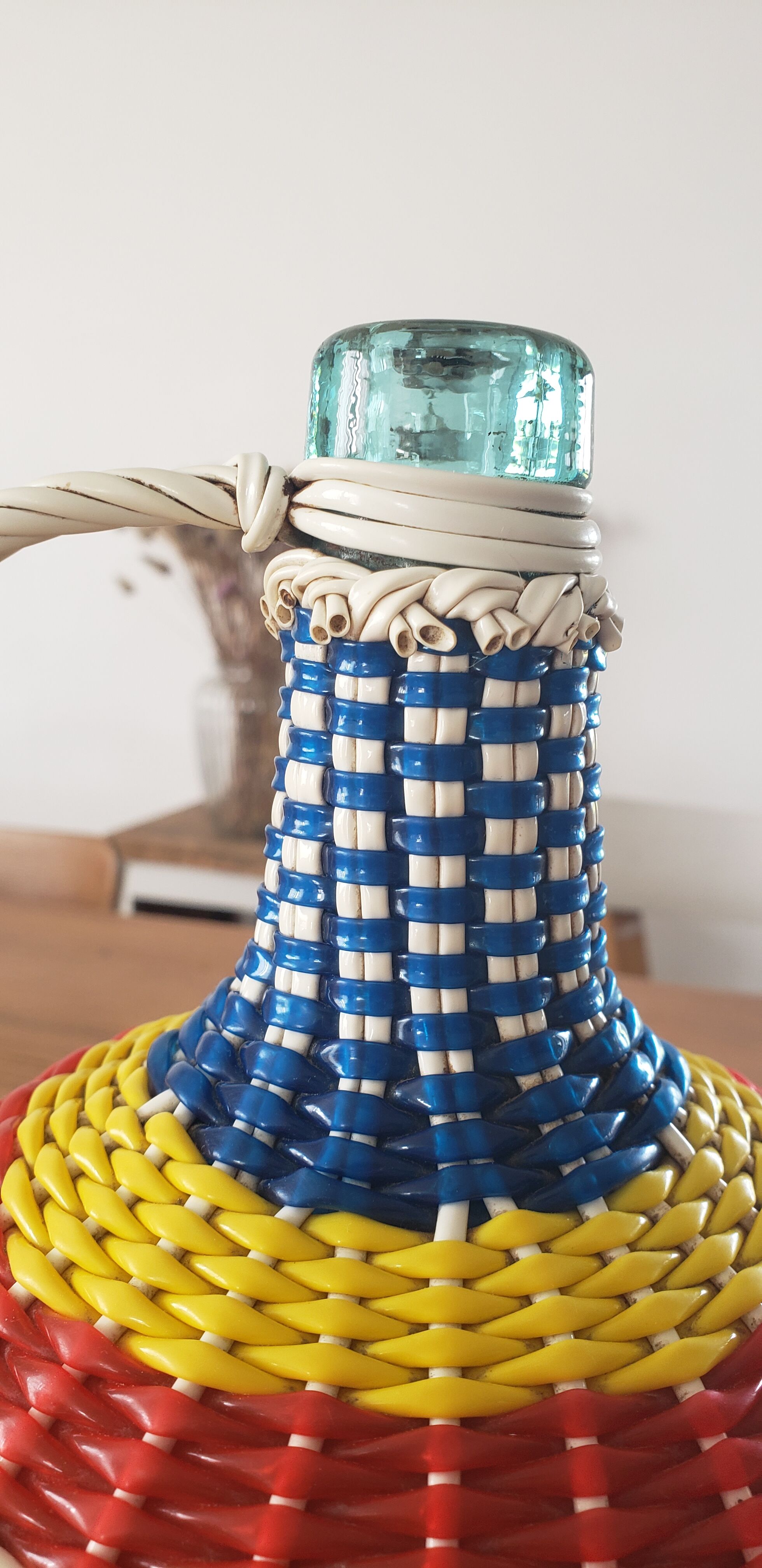 Multicolored scoubidou bottle