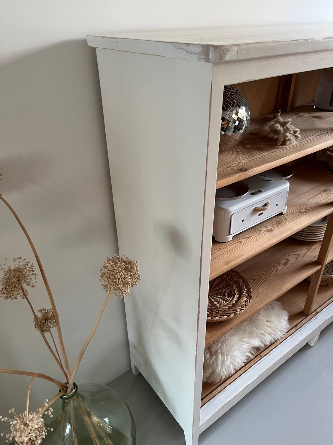 Large antique school wardrobe/bookshelf in solid pine – 1950