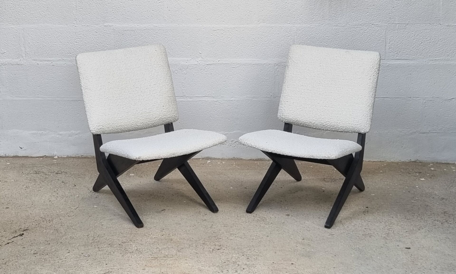 Jan van grunsven vintage designer armchairs 1950s 1960s