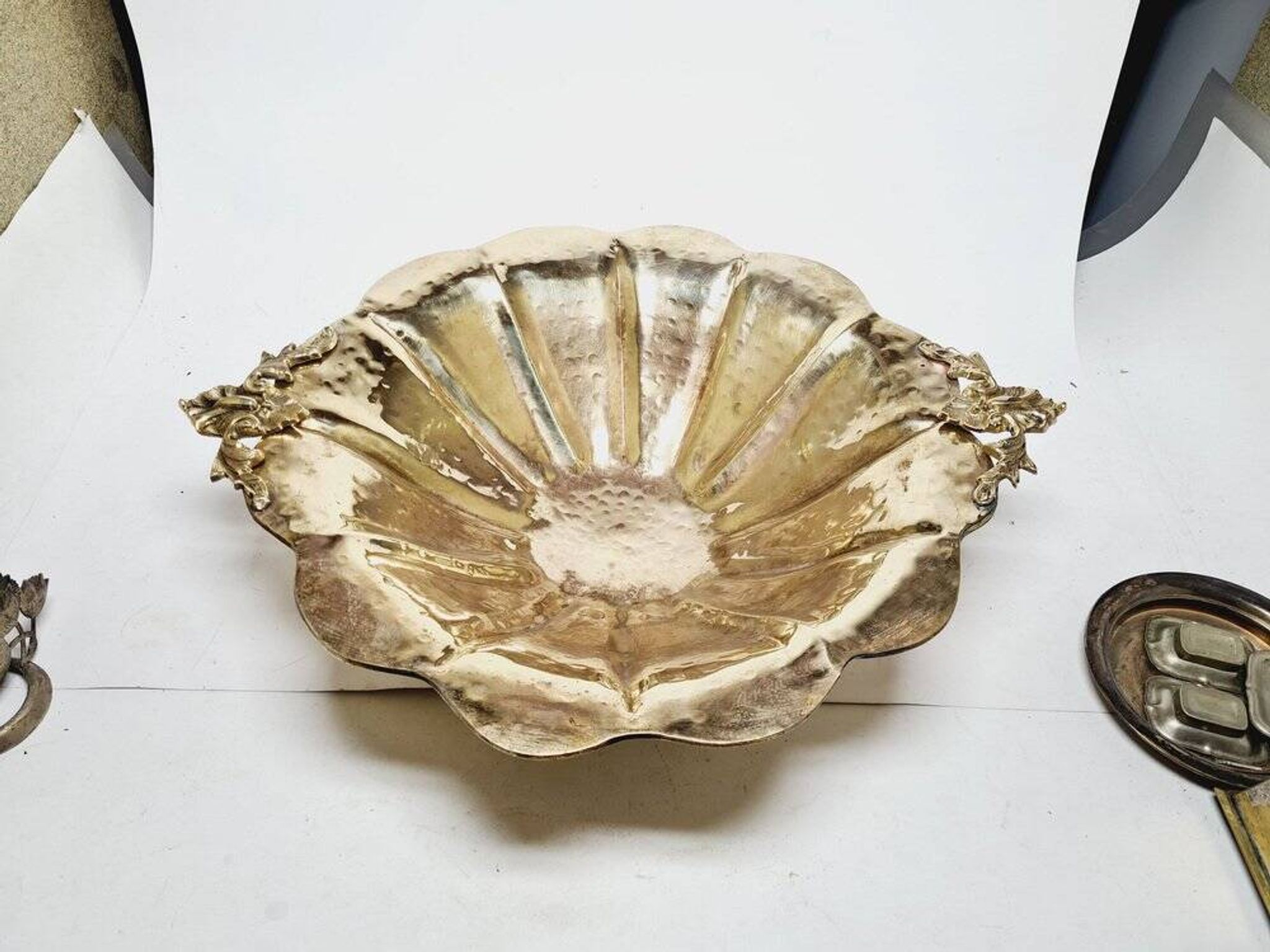 Art Deco hammered bowl on stand, Germany, 1930s