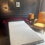 Napoleon III style convertible sofa for the Hotel de la Paix. Unique!