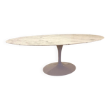 Oval table Eero Saarinen for Knoll
