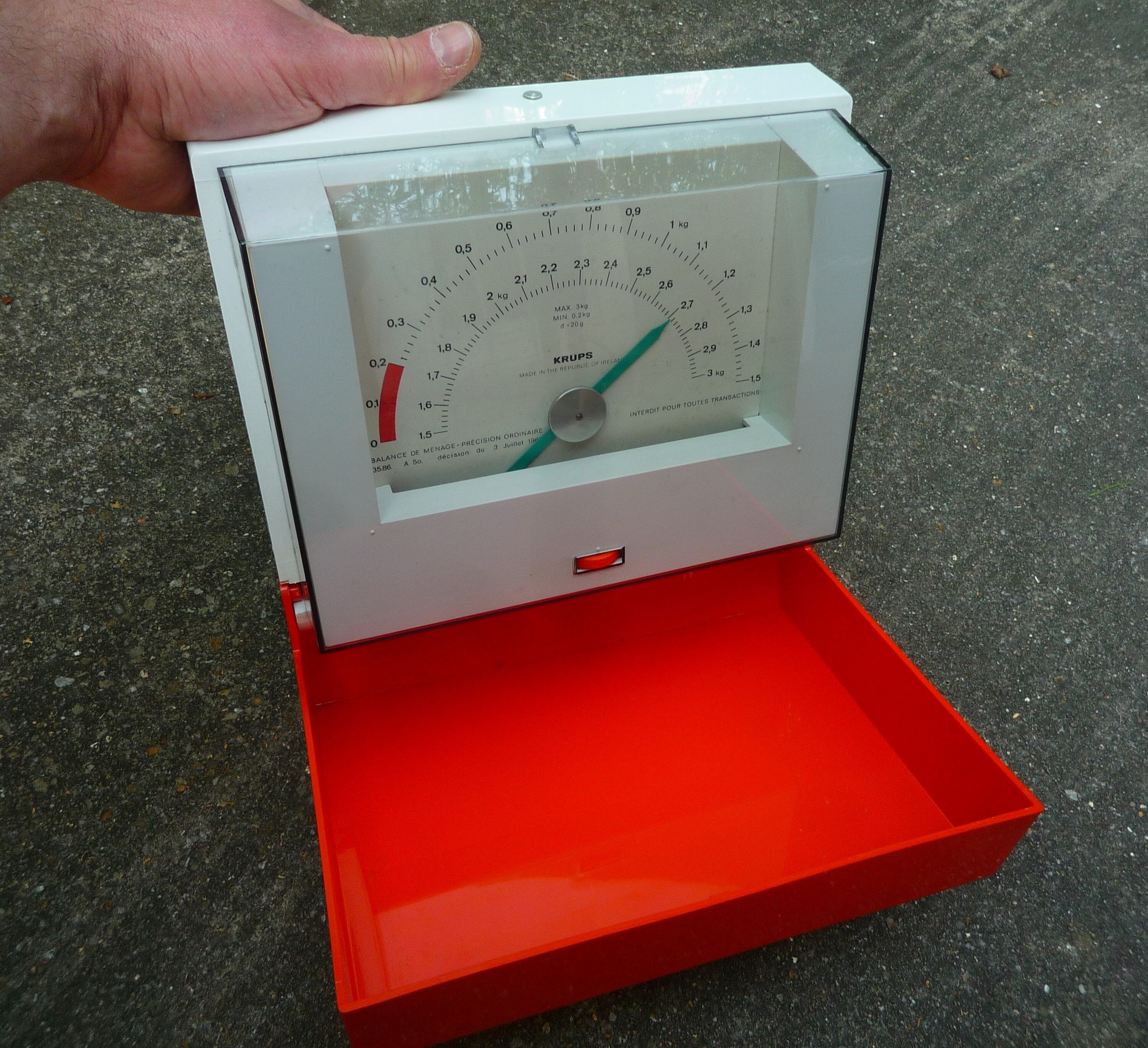 Krupps wall-mounted kitchen scale, orange, vintage 70s