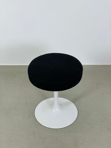 Eero Saarinen Stool by Knoll International 1960s