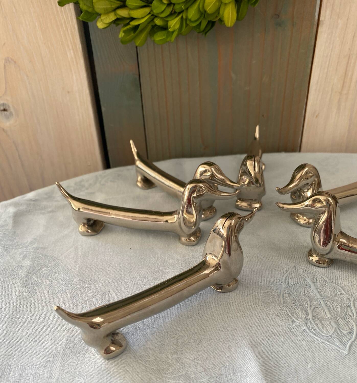 Set of 6 vintage V. Bugatti dachshund knife holders