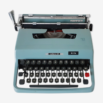 Machine à écrire portative Lettera 32 révisée