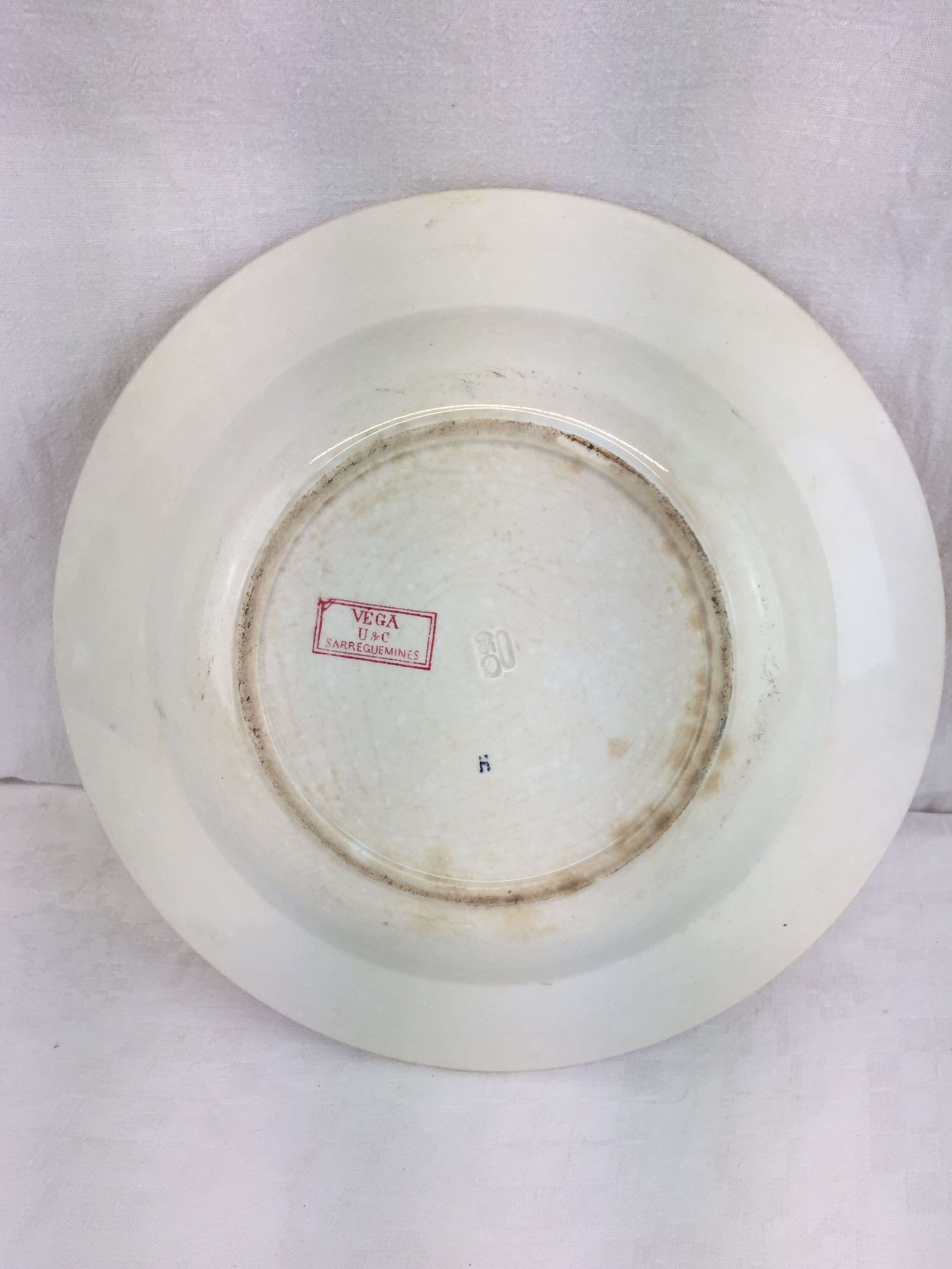 Old Sarreguemines Vega model deep dish