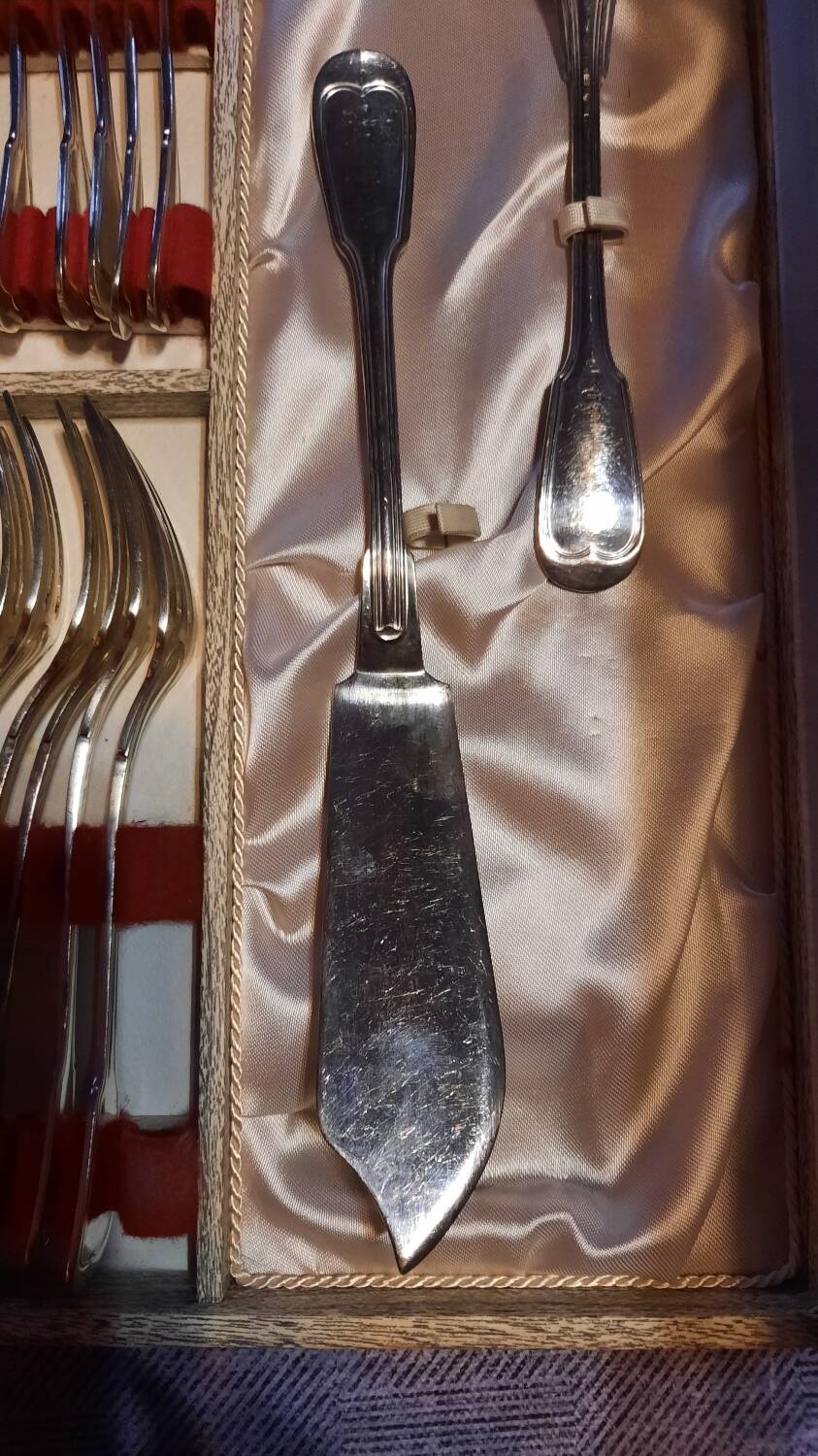 Silver plated fish housewife