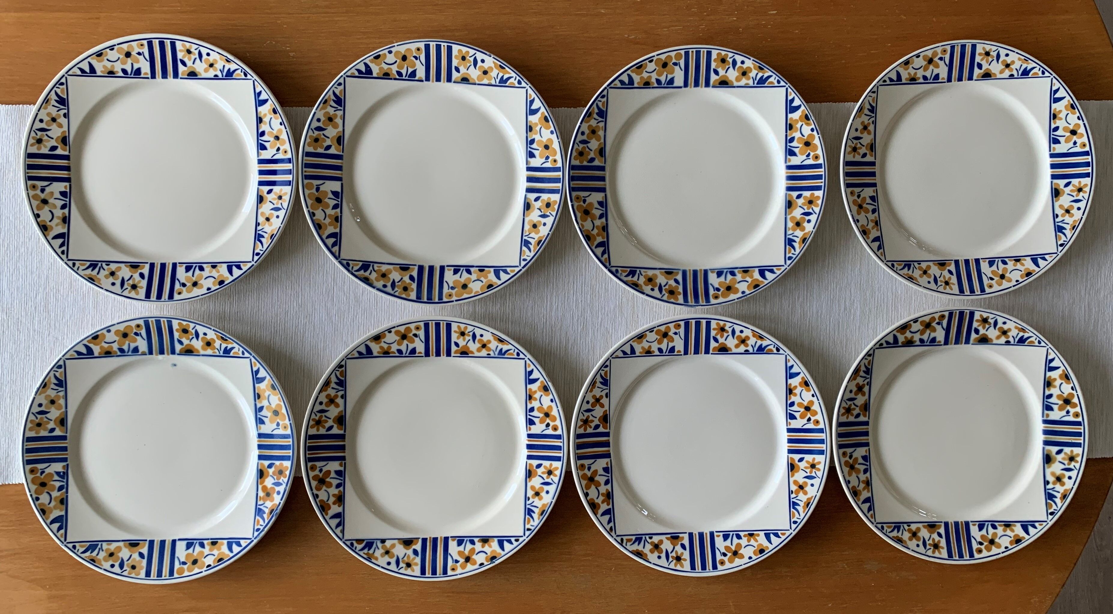 8 plates in Badonviller earthenware