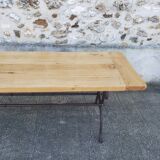 Bistro table in solid elm