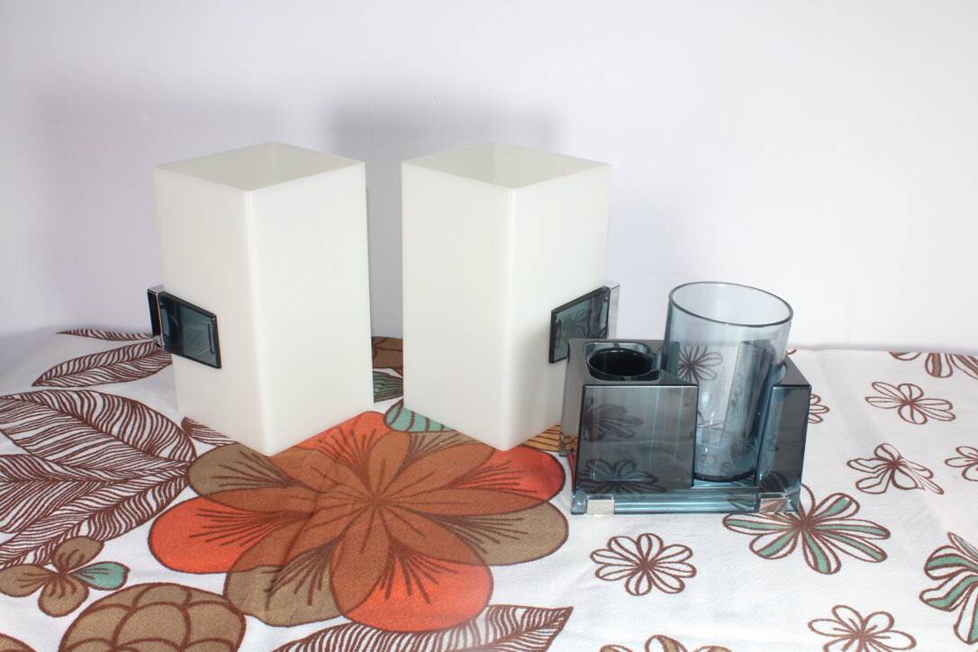 Appliques Allibert Salle de bain vintage 1970/1980 bleu et verre a dents