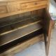 Buffet ancien en noyer blond