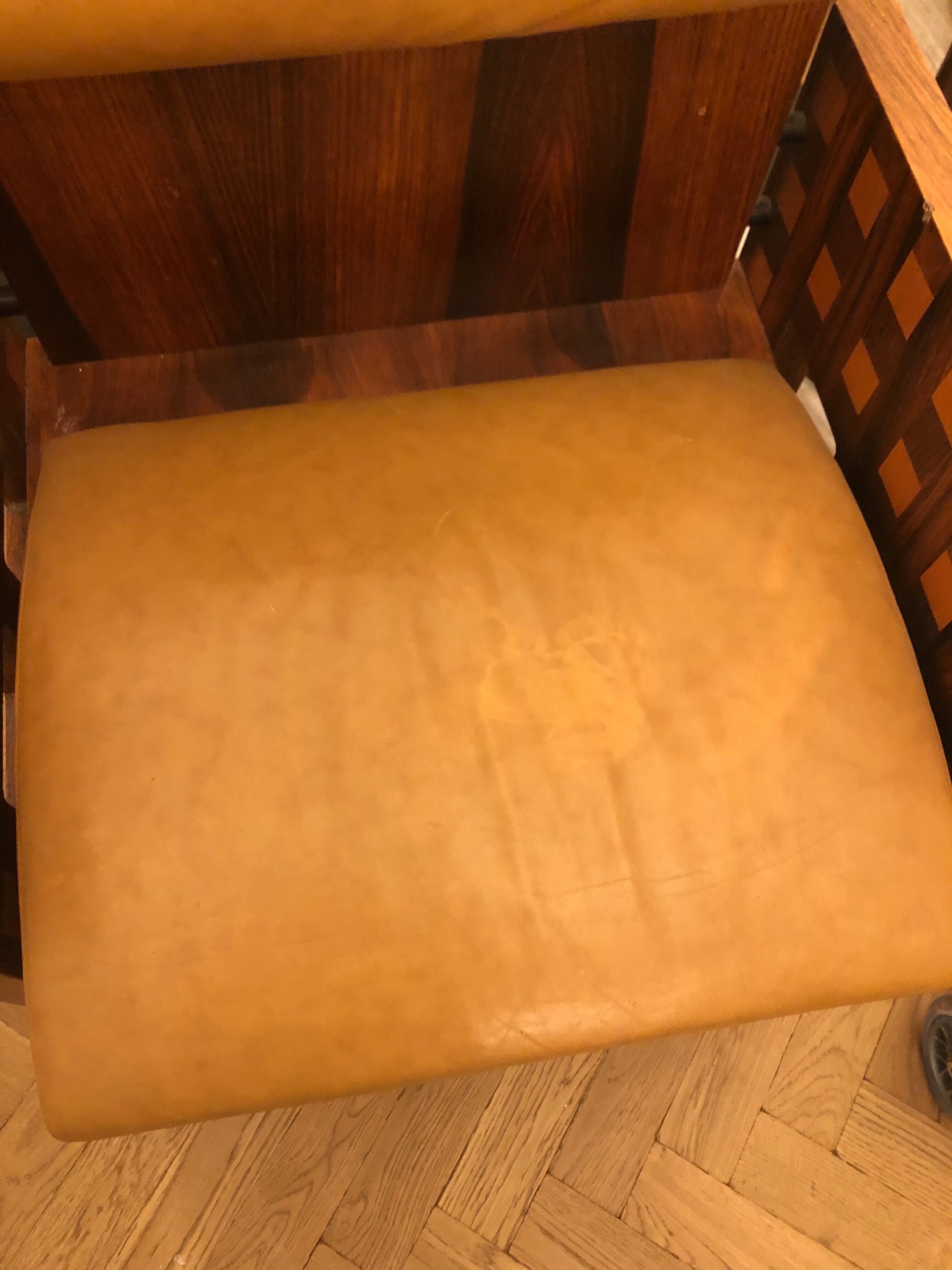 Pair of Mobil Girgi Armchairs, Wood and Leather.
