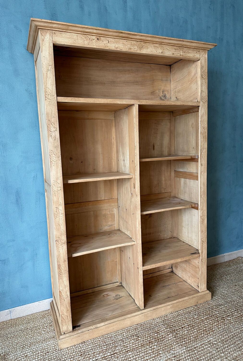 Parisian cabinet