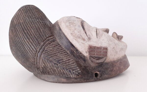 Masque Punu mukuyi en bois massif H:29cm Masque africain du Gabon