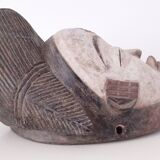 Punu mukuyi mask in solid wood H:29cm African mask from Gabon